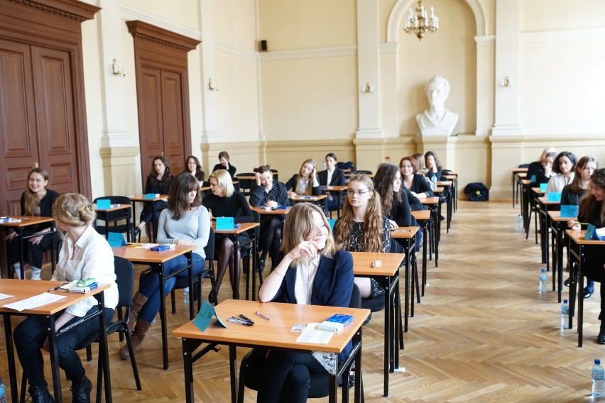 Matura próbna z Operonem 2017. "POLSKI był łatwy" ZADANIA,...