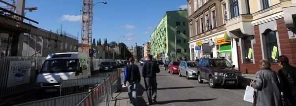 Urzędnicy zapewniają, że ulice wokół Kaskady w Szczecinie zostaną przebudowane do końca lipca 2011 roku