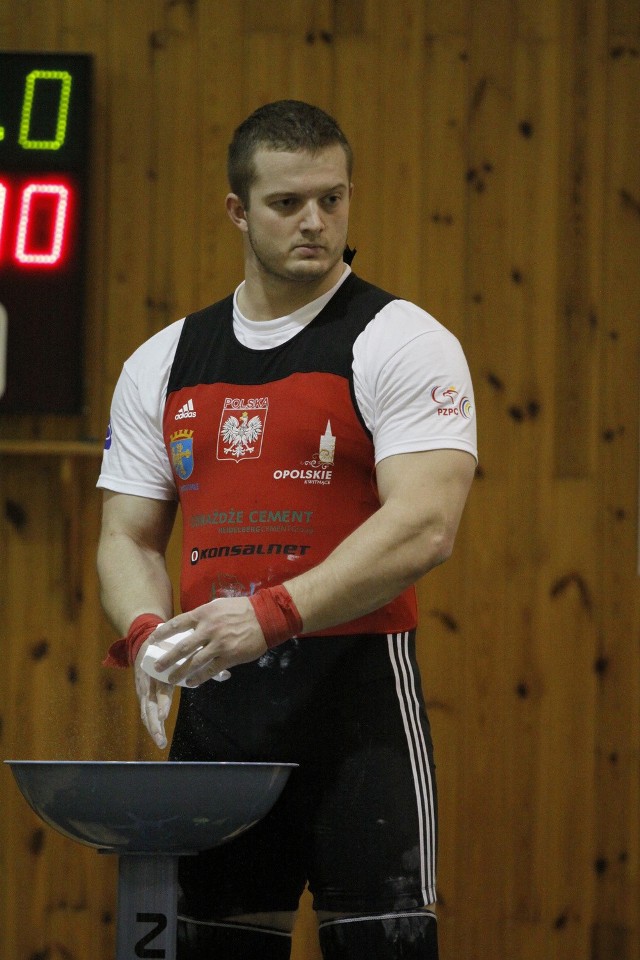 Daniel Dołęga wystartuje w kategorii +105 kg.