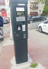 450 złotych za parkowanie przy Biedronce w Kielcach? Skąd taki mandat? 