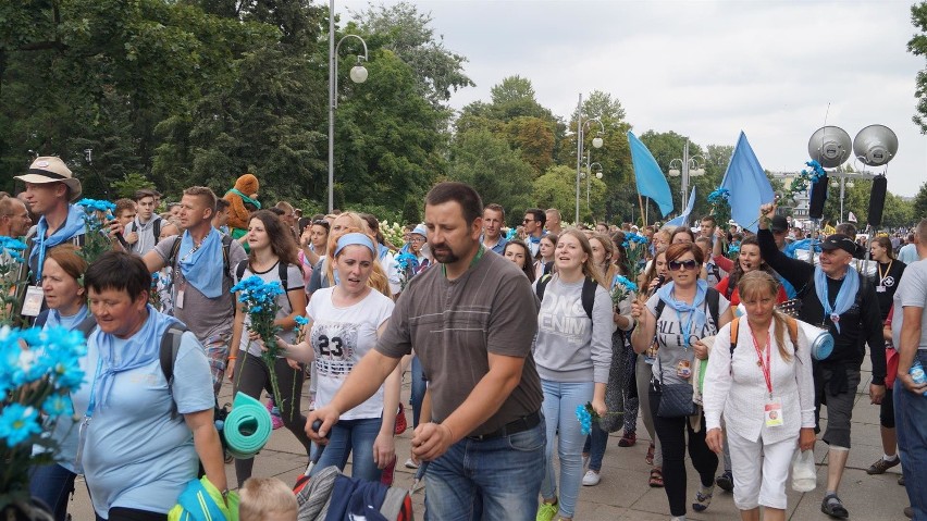 Częstochowa: Pielgrzymi przybywają na święto Wniebowzięcia...