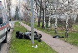 Tragiczny wypadek pod Wrocławiem. Nie żyje 36-letni motocyklista, który uderzył w drzewo
