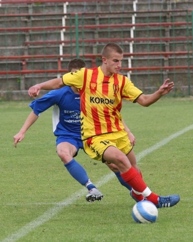 Daniel Rabenda strzelił dwa gole w ostatnim meczu rezerw Korony.