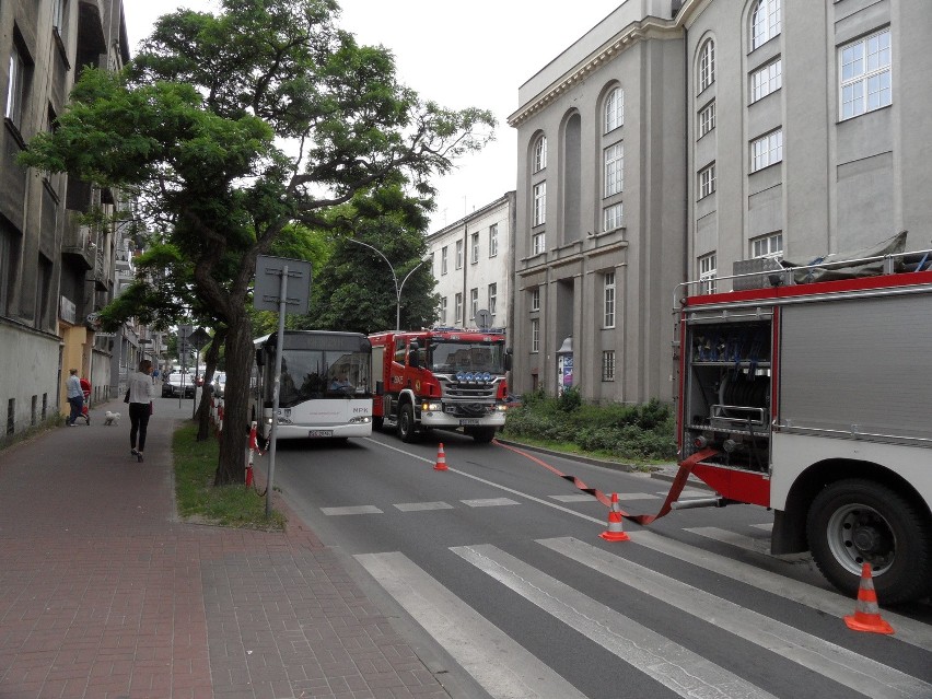 Częstochowa: Straż pożarna w teatrze. Ewakuacja!