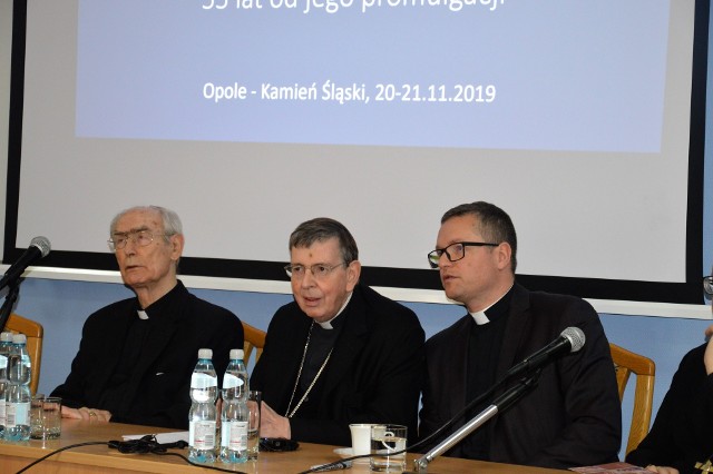 Na zdjęciu od lewej abp Alfons Nossol, kard. Kurt Koch, ks. Wojciech Pracki, proboszcz parafii ewangelicko-augsburskiej w Opolu.