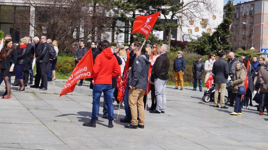 Święto Pracy w Częstochowie. Lewica spotkała sie na Placu...