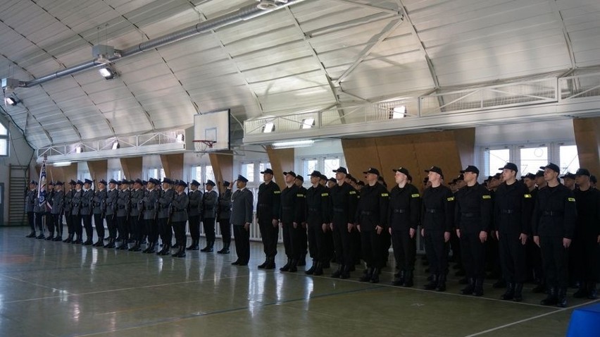 Ślubowanie nowych policjantów w Oddziale Prewencji Policji w Katowicach [ZDJĘCIA]