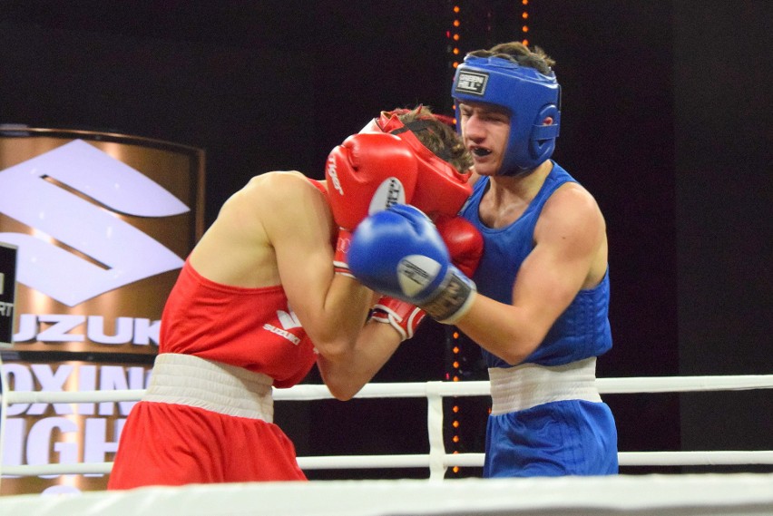 Ciekawa Gala Boksu Olimpijskiego Suzuki Boxing Night 8 w Kielcach. Pewne zwycięstwo Daniela Adamca [ZDJĘCIA]
