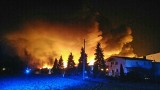 Dąbrówka Wlkp.: W nocy wybuchł kolejny wielki pożar w sortowni odpadów [ZDJĘCIA]