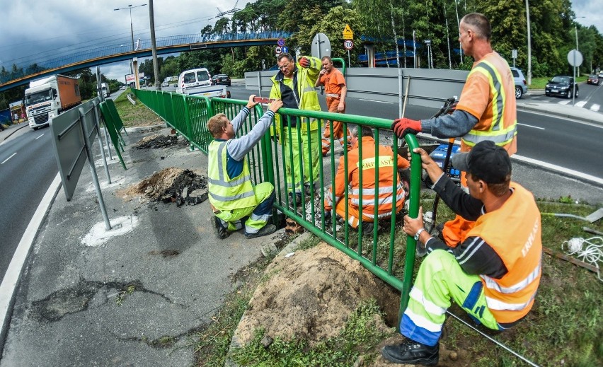 Nowe barierki na Fordońskiej