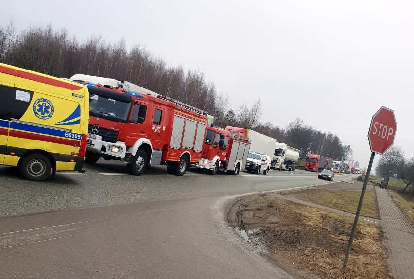 Wypadek w m. Netta Druga, w którym zderzyły się trzy...