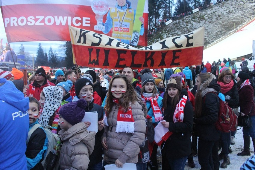 Puchar Świata w skokach w Wiśle: Tak kibicujemy w Wiśle na skoczni [ZDJĘCIA KIBICÓW]