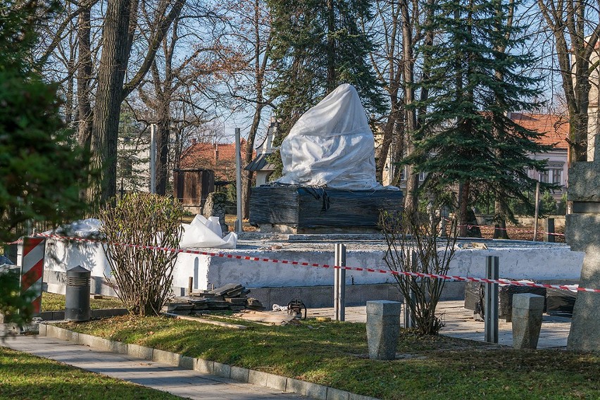 Sądecka Pieta odzyska dawny blask [ZDJĘCIA]