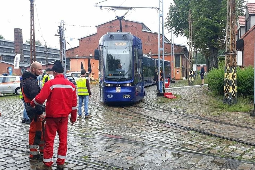 Tramwaje wracają na pętlę Dąbie. Nie było ich tam 7 lat!