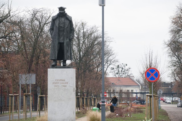 Podczas obchodów 103. rocznicy powrotu Torunia do wolnej Polski kwiaty zostaną złożone pod pomnikiem generała Józefa Hallera, znajdującego się u wylotu ulicy Piastowskiej na plac św. Katarzyny