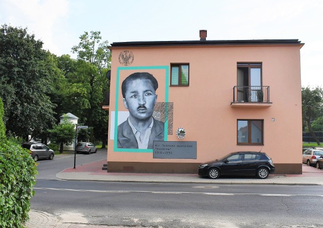 Nowy mural w Szczebrzeszynie
