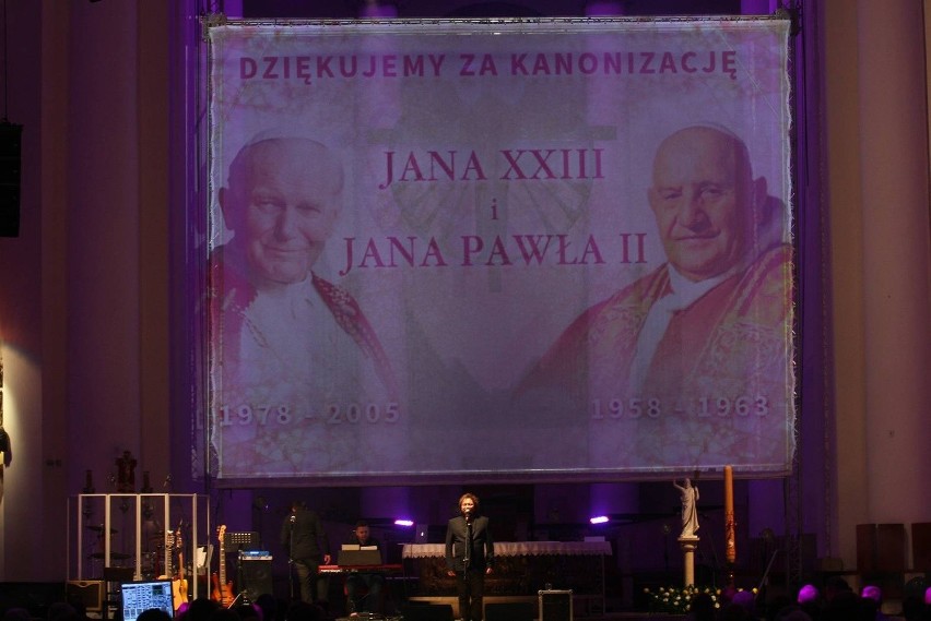 Kanonizacja Jana Pawła II i Jana XXIII: Koncert w katowickiej katedrze [ZDJĘCIA]