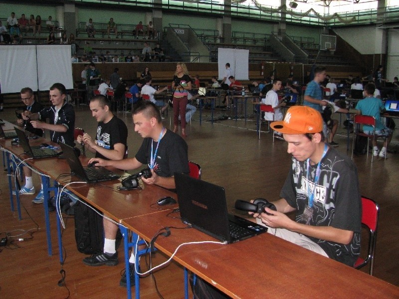 Turniej został rozegrany w hali sportowej WOSiR.