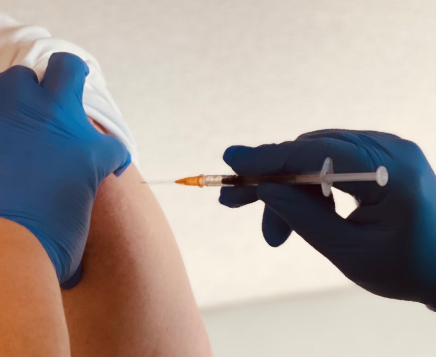 Szczepionki przeciw wariantowi omikron koronawirusa dostępne również w Kobierzycach