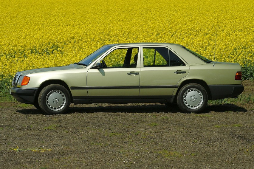 Mercedes Benz W124, 1986 r.