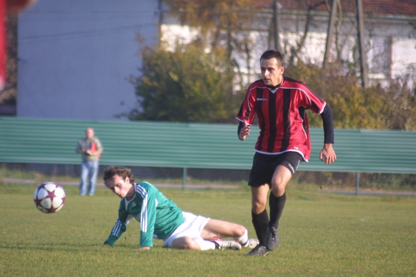 Zieleńczanka Zielonki - Karpaty Siepraw (5.11.2011, IV liga)