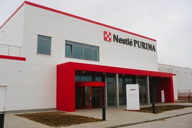 Siedziba firmy mieści się w Nowej Wsi Wrocławskiej
