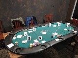 Nielegalny turniej pokera w Chełmie. Dziewięć osób usłyszało zarzuty. Zobacz wideo