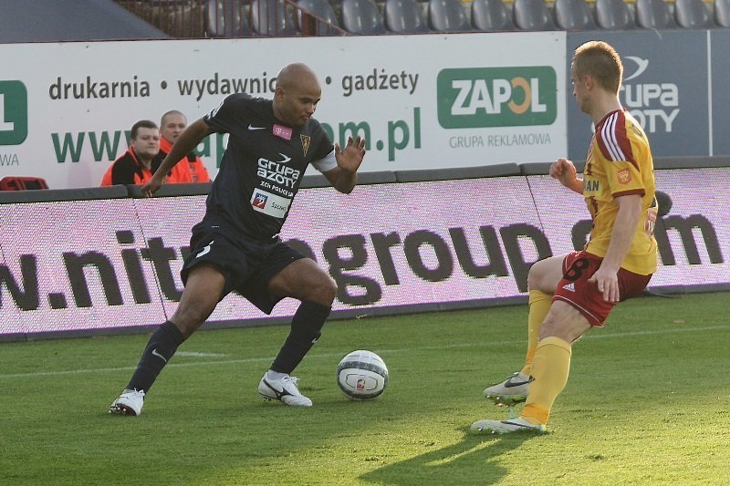 Pogoń Szczecin pokonała na własnym stadionie Koronę Kielce...