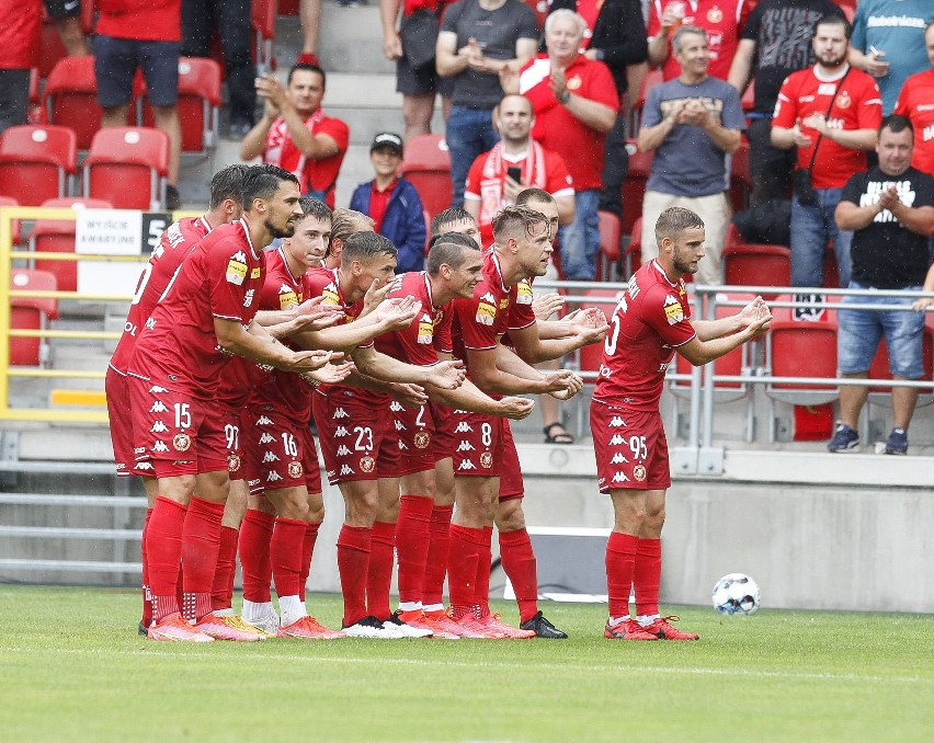 Łódzki Zinedine Zidane odmienił Widzew. Wymarzona premiera piłkarzy Widzewa. Zdjęcia