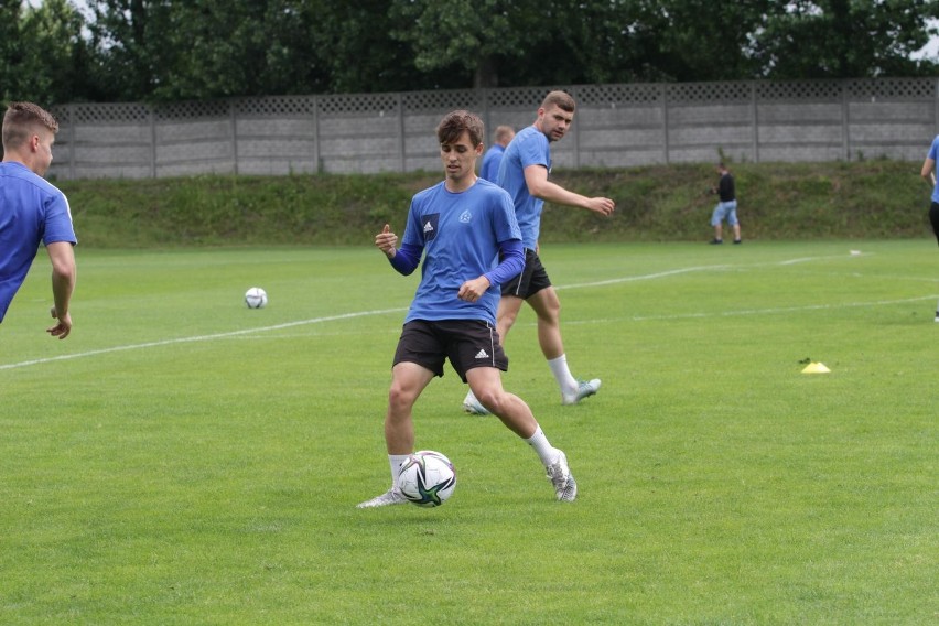 1.07.2021. Trener Jarosław Skrobacz rozpoczął pracę w Ruchu...