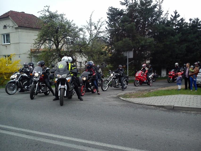 Motocykliści w Skrzyszowie k. Wodzisławia Śląskiego rozpoczęli sezon [ZDJĘCIA]