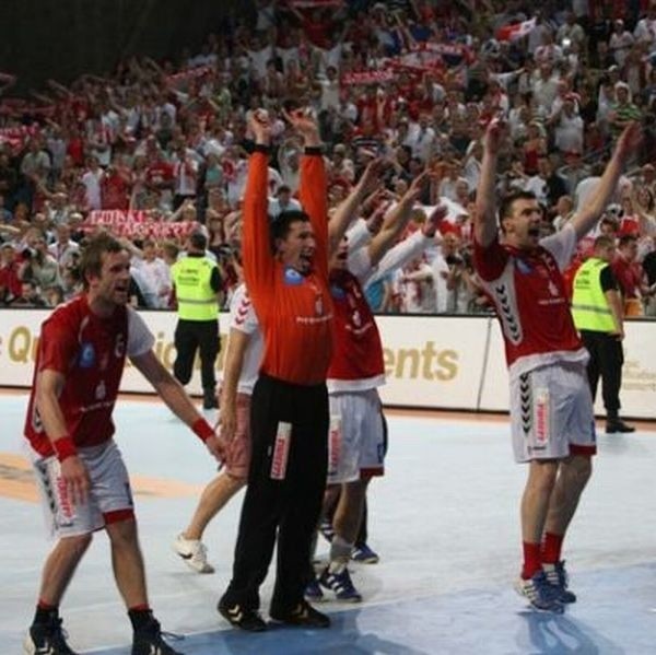 Polska reprezentacja piłkarzy ręcznych pokonała w sobotę Islandię.