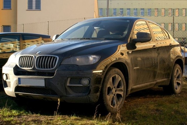 Bmw skradzione w Niemczech trafiło na policyjny parking