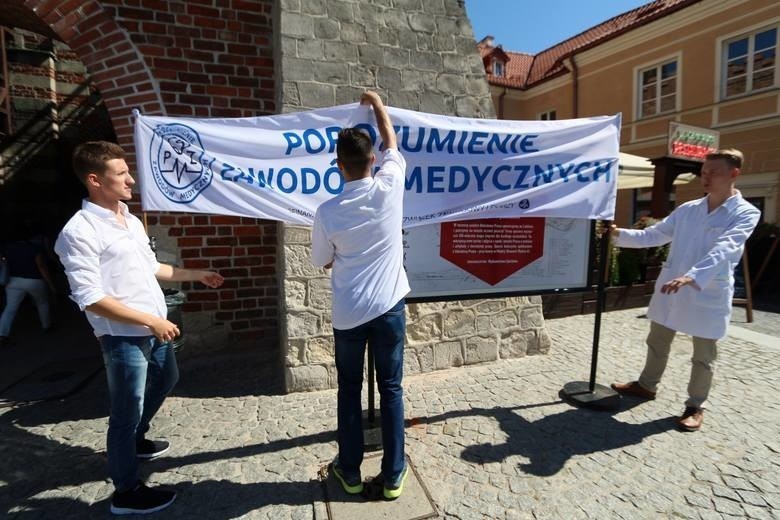 Ogólnopolski protest rezydentów. Większość lekarzy z Lublina nie przyszła do pracy