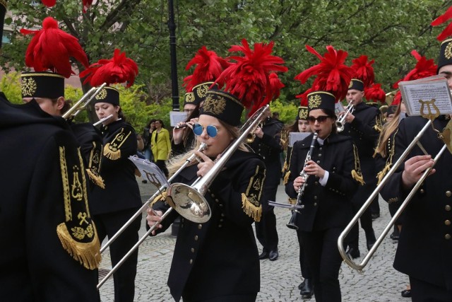 Jaworzno inicjuje nową tradycję, która ucieszy zapewne wszystkich melomanów. Po raz pierwszy na Rynku Głównym odbędzie się Festiwal Orkiestr Dętych.