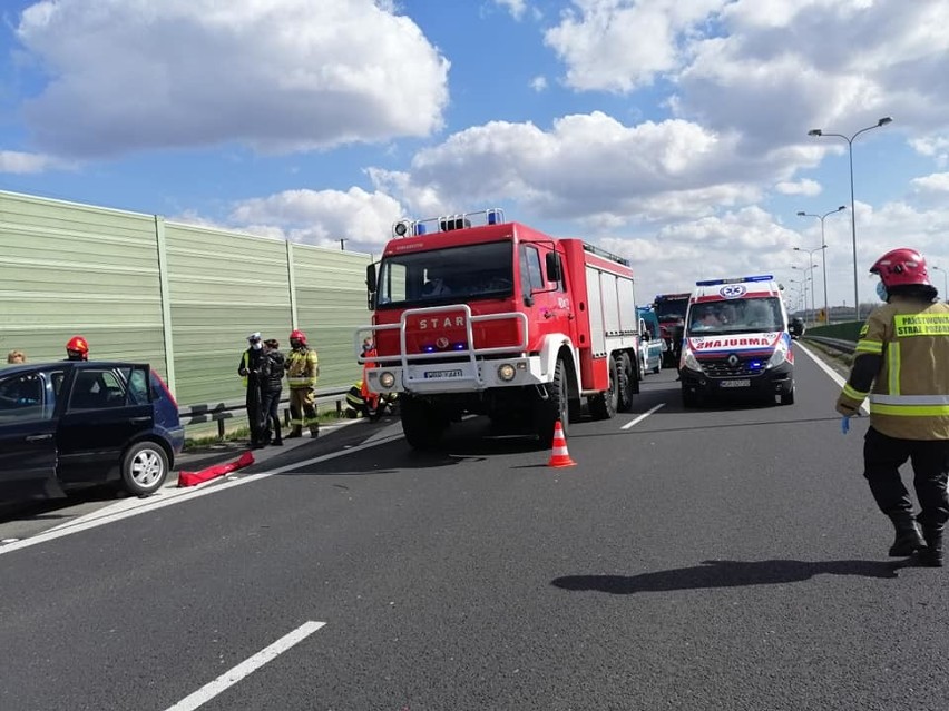 Na "siódemce" w Broniszewie w tył renault clio uderzyła...