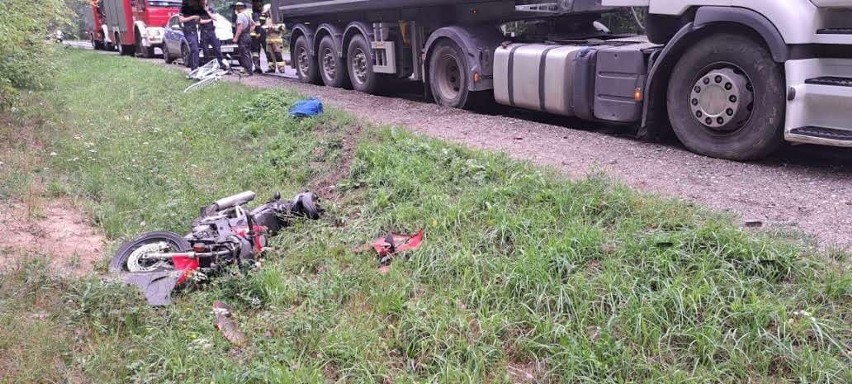 Wypadek na drodze krajowej nr 60 w miejscowości Czarnowo. 1.08.2023