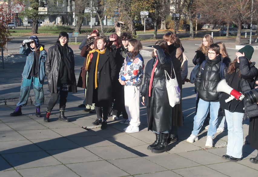 Młodzieżowy Strajk Klimatyczny ponownie przeszedł ulicami Szczecina. Żądają szybkiej transformacji energetycznej