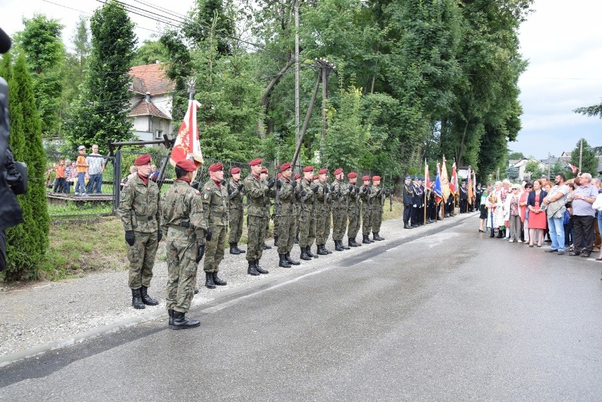 Wspomnienia z pacyfikacji Łaz. Poszli na tortury, ale nikt nie zdradził [ZDJĘCIA]