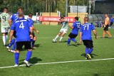 Walkower dla FKS Łazy w meczu z Arką Pawłów. 3 punkty zostają w Starachowicach