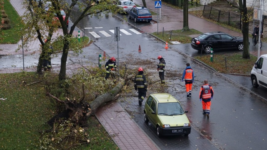 Orkan Grzegorz daje się we znaki mieszkańcom całej Polski. W...