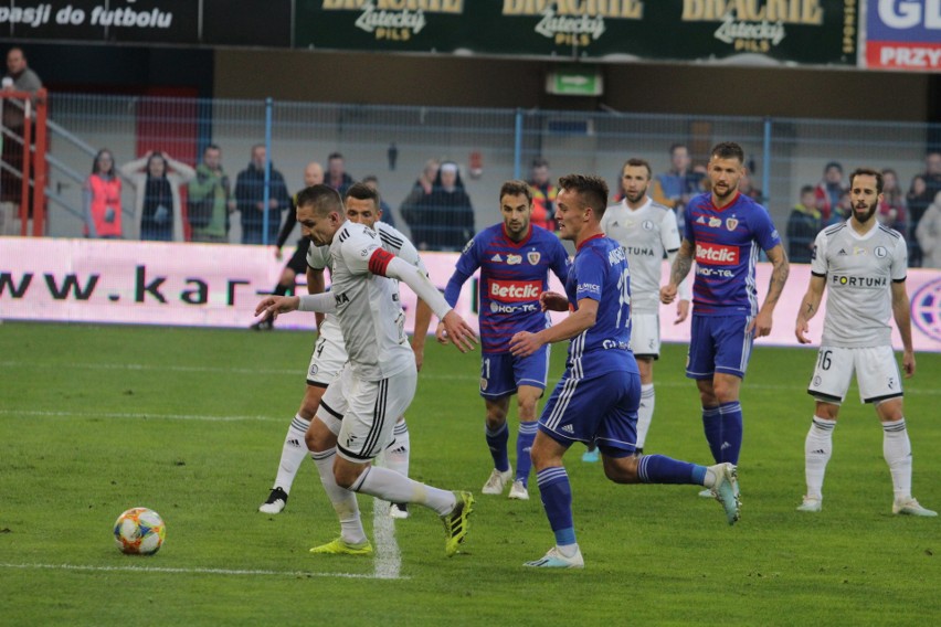 Piast Gliwice pokonał Legię 2:0.