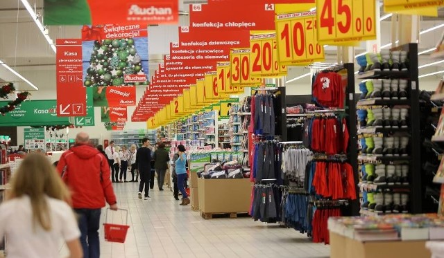 Boże Ciało 2018. Gdzie zrobić zakupy, jak będą czynne sklepy 31.05.2018 - Biedronka, Żabka, Lidl, Kaufland, Auchan, Carrefour