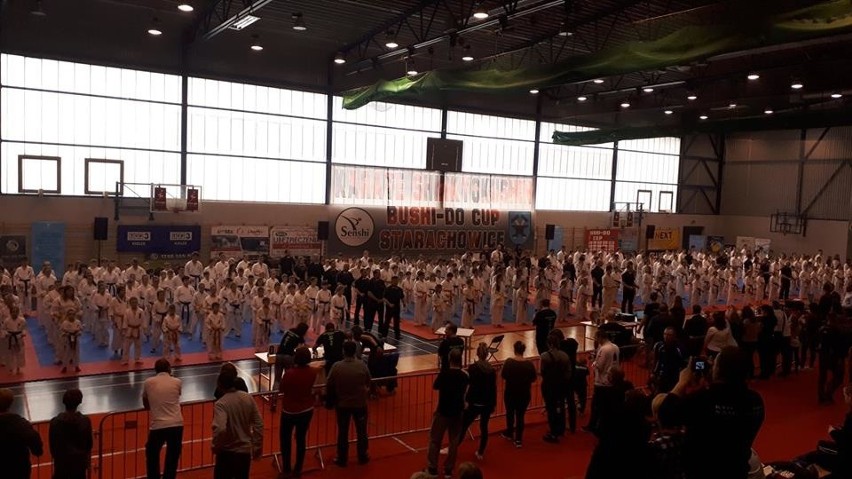 Kolejne sukcesy sandomierskich karateków – zdobywali medale w dwóch turniejach (ZDJĘCIA)