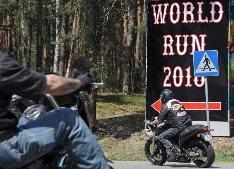 Motocykliści "Hells Angels" jadą przez Polskę  [zdjęcia]