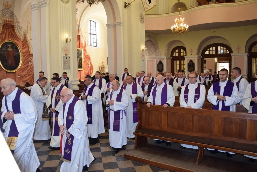 Tradycją w Diecezji Drohiczyńskiej jest modlitwa za zmarłych...