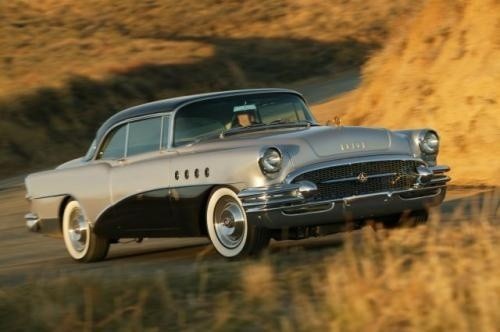 Fot. GM: Buick Roadmaster z 1955 roku znanego w USA komika...