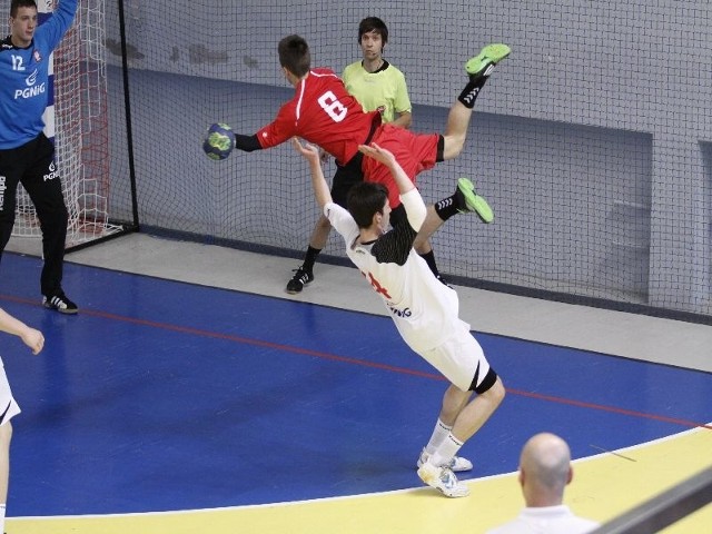 W hali Gwardii odbył się ostatni z trzech meczów juniorów młodszych do lat 17.