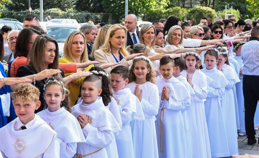 W niedzielę, 21.05., dzieci z klas III przystąpiły do I...