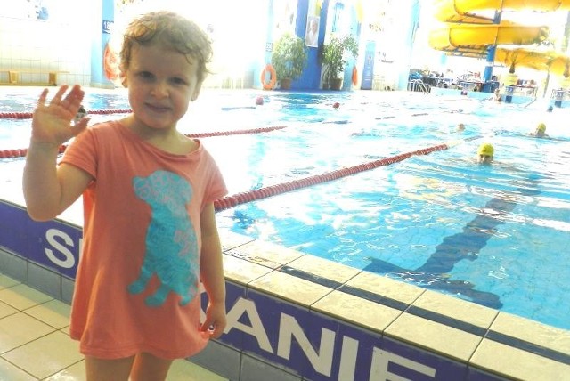 Najmłodsza uczestniczka memoriału, niespełna czteroletnia Olga Matyjasek. Pływała na "strzałkę&#8221;.